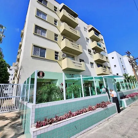 Aconchegante Apto 01 dorm c/Sacada, Ar-Cond, Wi-Fi, Lado Praia-2